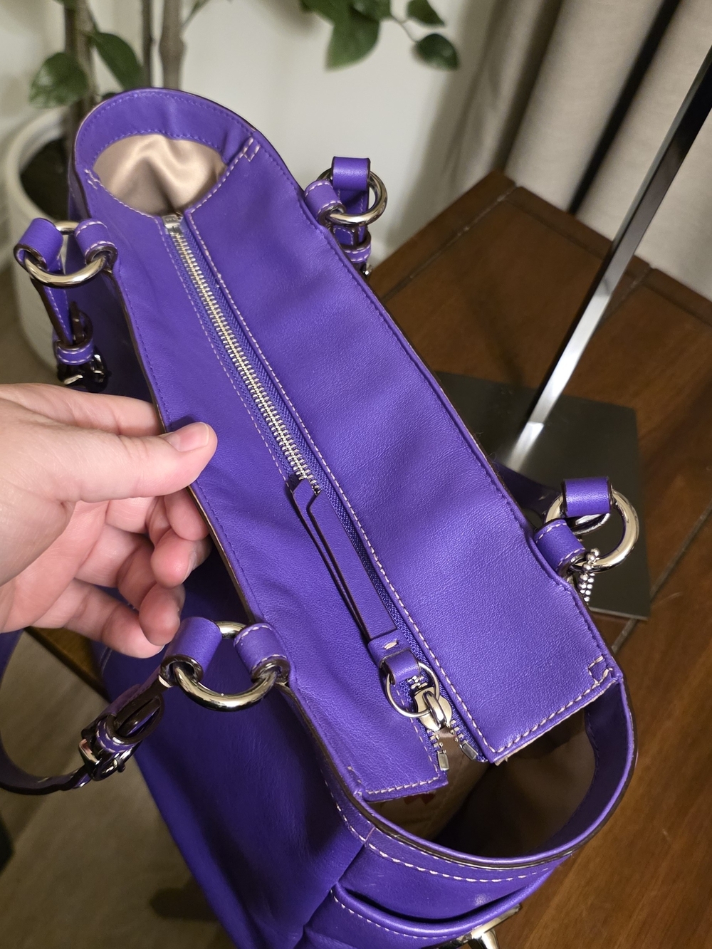 Coach Purple Gallery Tote Z25841 - Picture 7 of 10